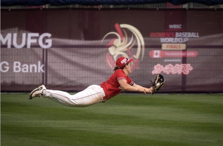 Sena Catterall : du baseball à la LPHF